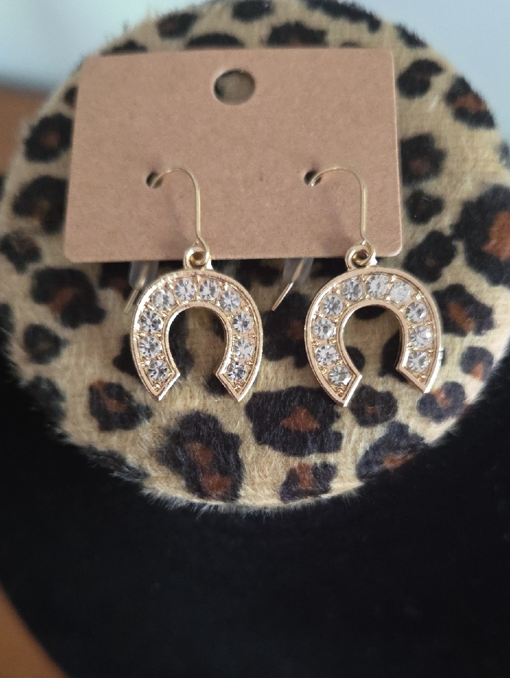 NWT Goldtone Horseshoe Earrings